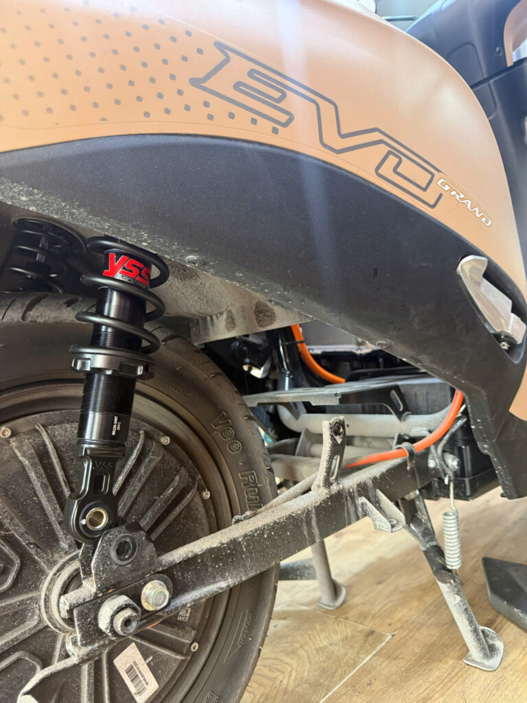 Phuộc YSS HyBrid dành cho xe Evo Grand Đời 2025