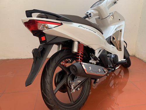 3300-8.jpg 3300-8.jpg