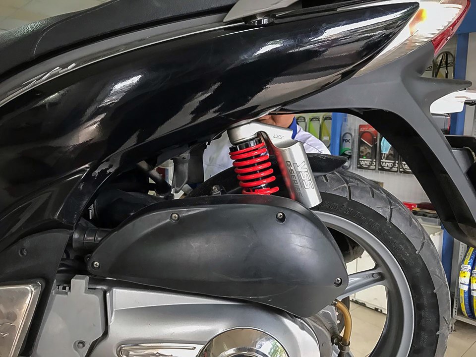 phuoc-yss-g-series-pcx-125-ab-110-sh-y-dylan-2.jpg phuoc-yss-g-series-pcx-125-ab-110-sh-y-dylan-2.jpg